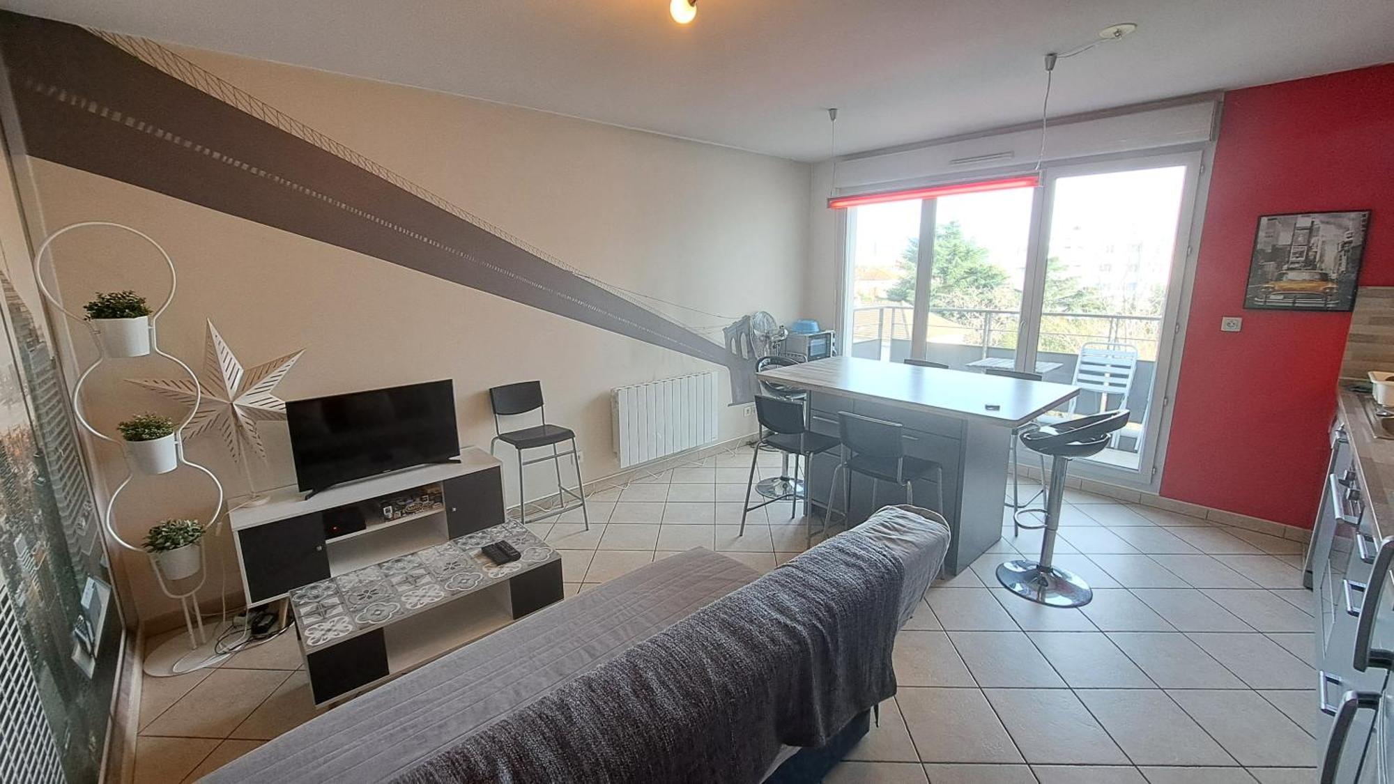 Appartement Cosy 3 Pieces Avec Garage Privatif 圣普列斯特 外观 照片